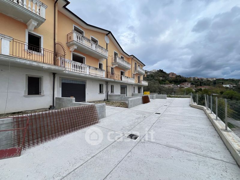 CASA INDIPENDENTE A PRIGNANO CILENTO